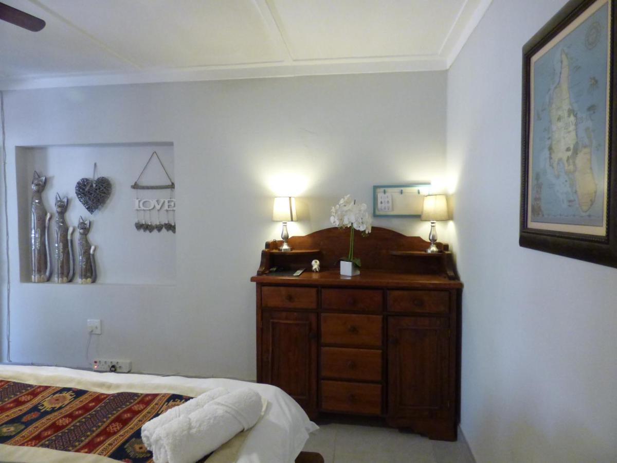 Villa Africa Guesthouse ツメブ エクステリア 写真