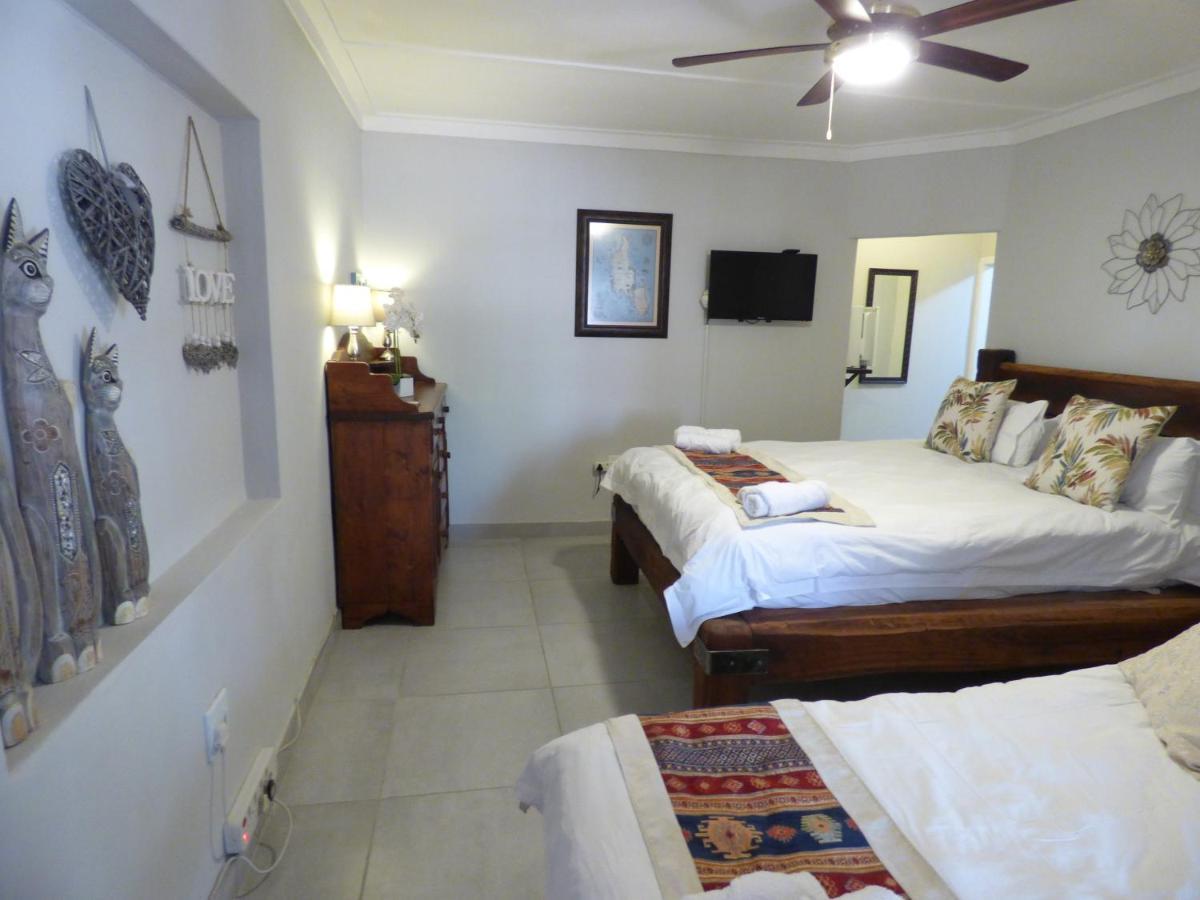 Villa Africa Guesthouse ツメブ エクステリア 写真