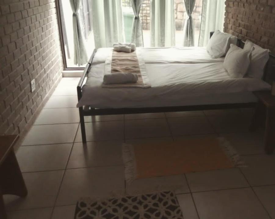 Villa Africa Guesthouse ツメブ エクステリア 写真