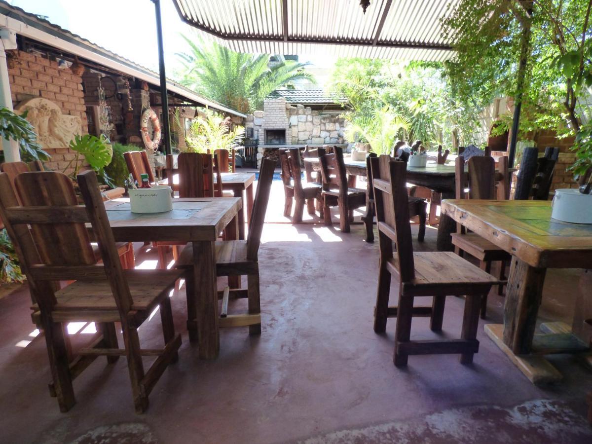 Villa Africa Guesthouse ツメブ エクステリア 写真