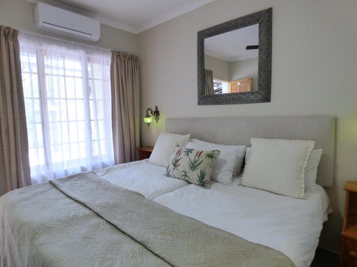Villa Africa Guesthouse ツメブ エクステリア 写真