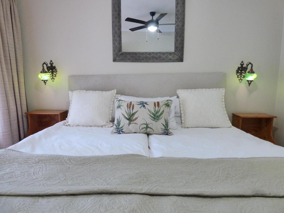Villa Africa Guesthouse ツメブ エクステリア 写真